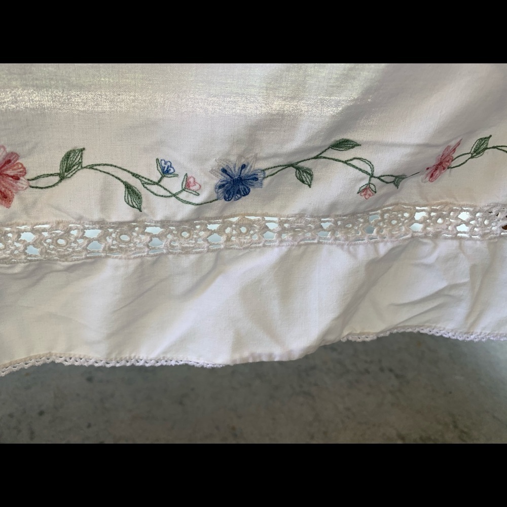 Table cloth - Picture 7 of 9